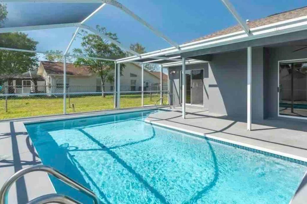 Manatee Oasis Weeki Wachee Family Fun Pool Home สปริงฮิลล์ ภายนอก รูปภาพ