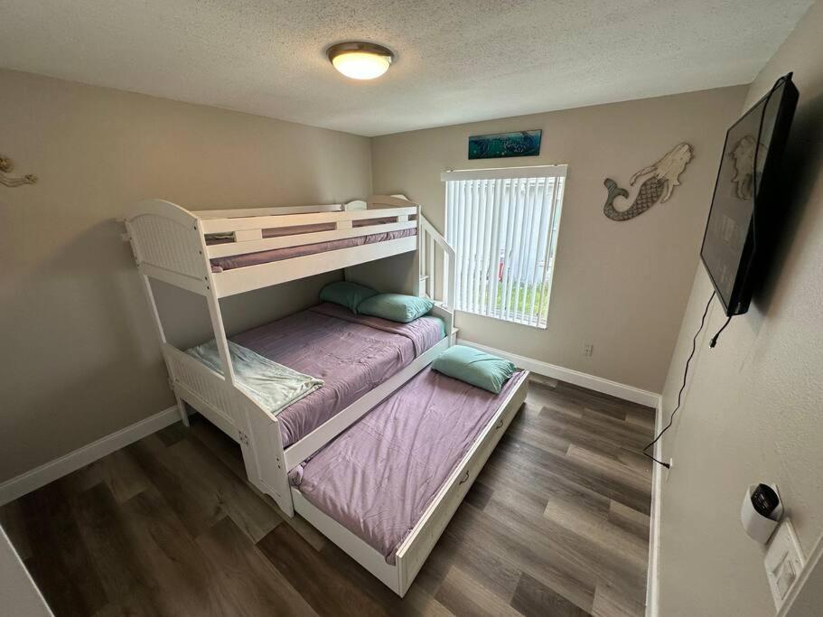 Manatee Oasis Weeki Wachee Family Fun Pool Home สปริงฮิลล์ ภายนอก รูปภาพ