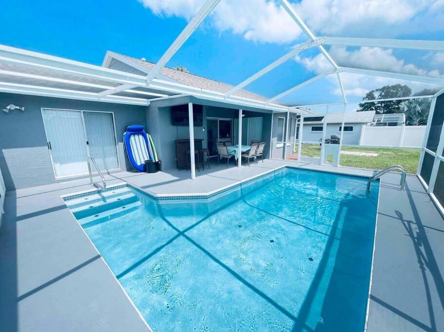 Manatee Oasis Weeki Wachee Family Fun Pool Home สปริงฮิลล์ ภายนอก รูปภาพ