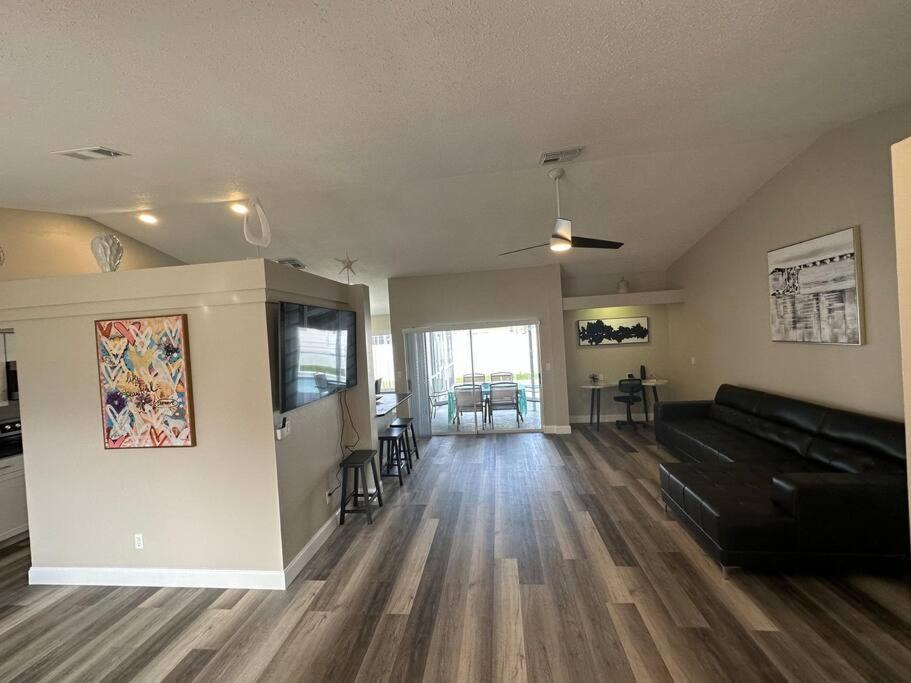 Manatee Oasis Weeki Wachee Family Fun Pool Home สปริงฮิลล์ ภายนอก รูปภาพ
