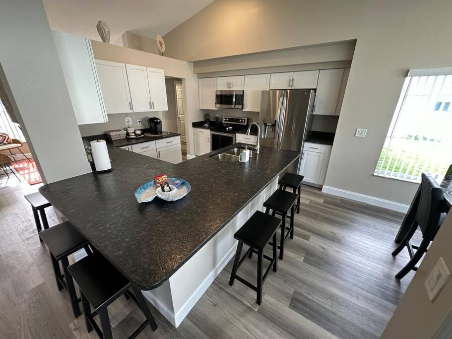 Manatee Oasis Weeki Wachee Family Fun Pool Home สปริงฮิลล์ ภายนอก รูปภาพ